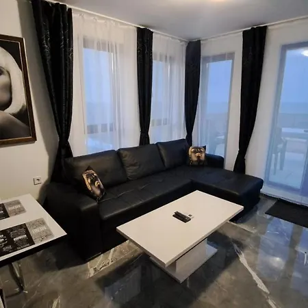 아파트 Diamond Luxus 28